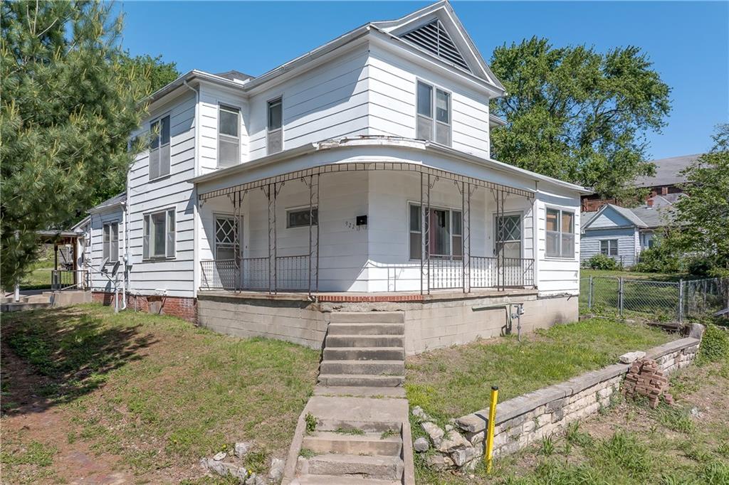 Listing Photo MLS #HMS2618953