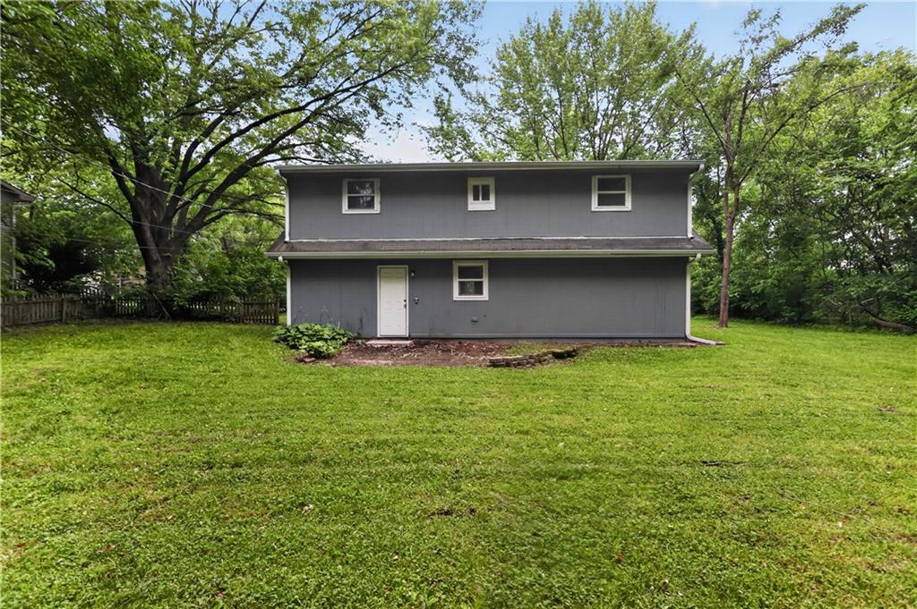 Listing Photo MLS #HMS2619042