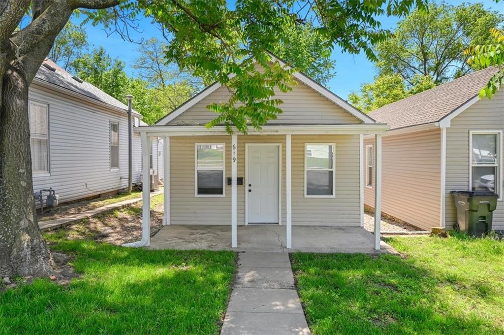 Listing Photo MLS #HMS2619570