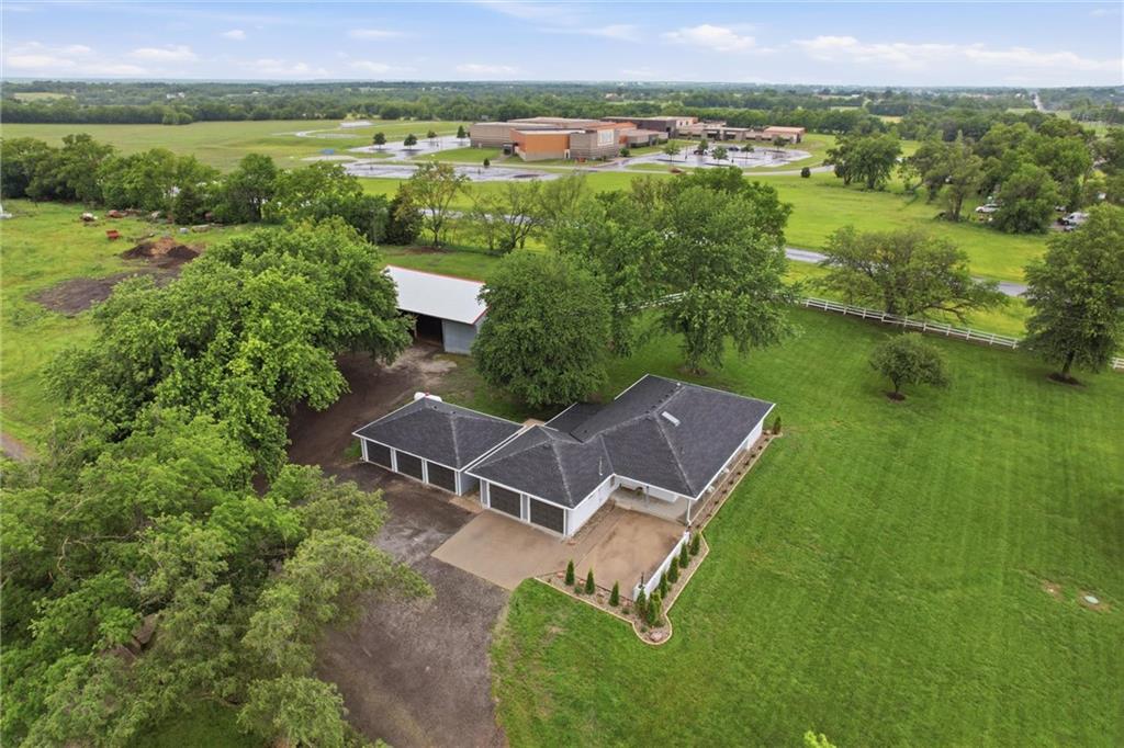 Listing Photo MLS #HMS2619963