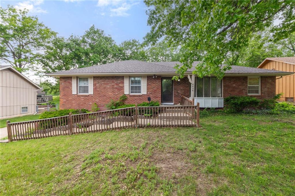 Listing Photo MLS #HMS2619973