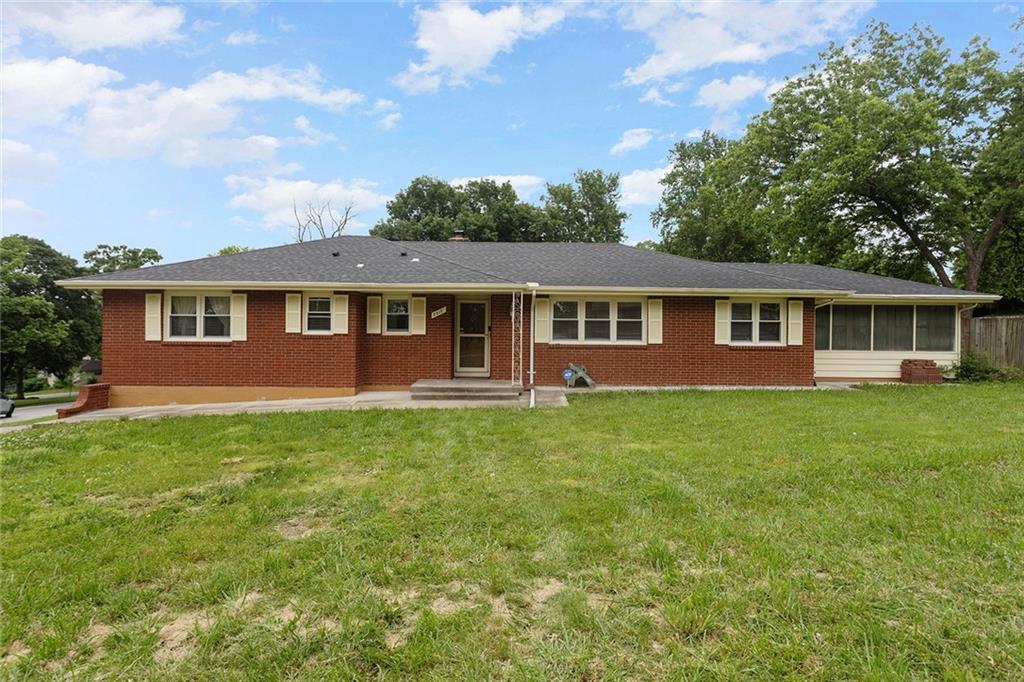 Listing Photo MLS #HMS2620105