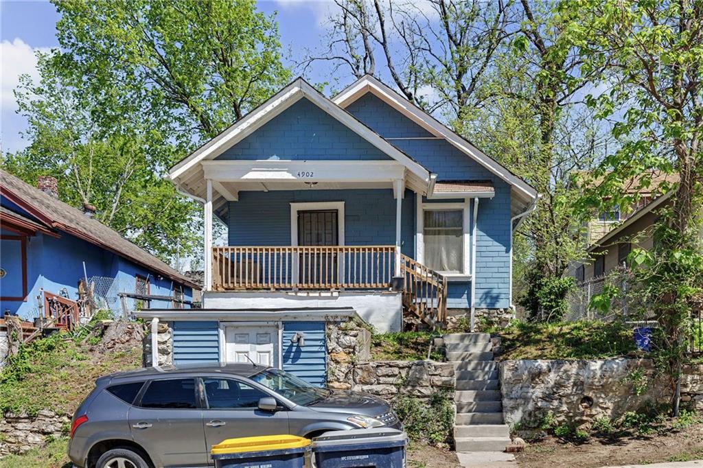 Listing Photo MLS #HMS2620316