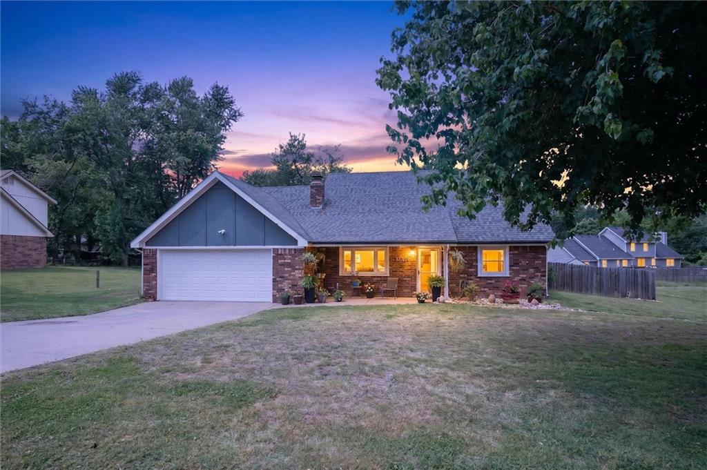 Listing Photo MLS #HMS2620433