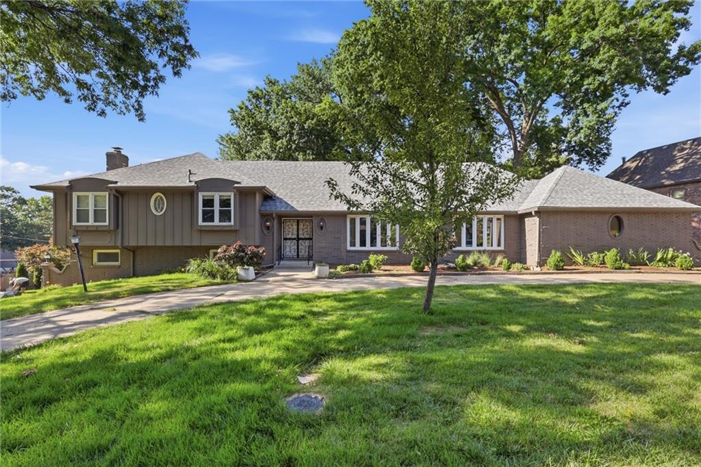 Listing Photo MLS #HMS2620674