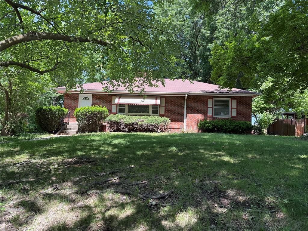 Listing Photo MLS #HMS2620777