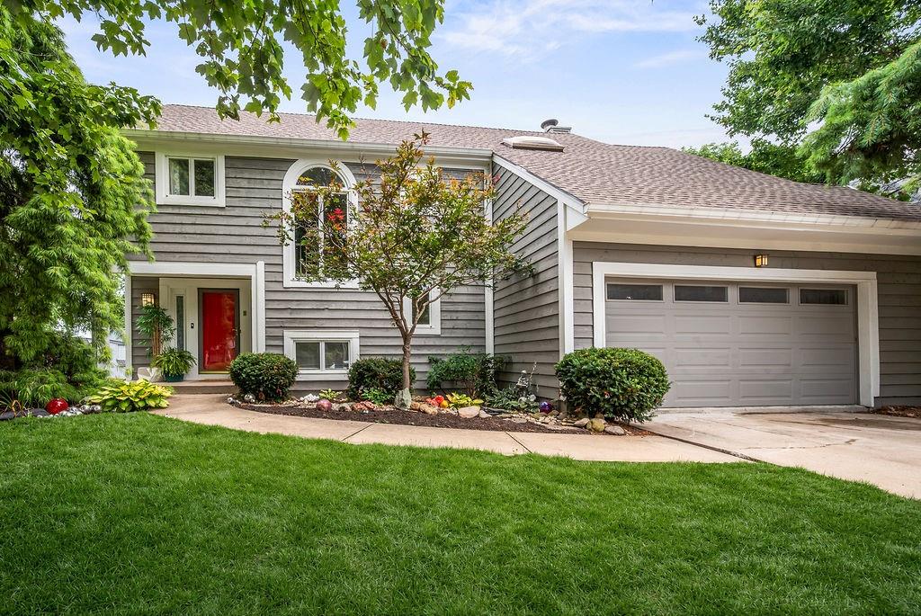 Listing Photo MLS #HMS2620847