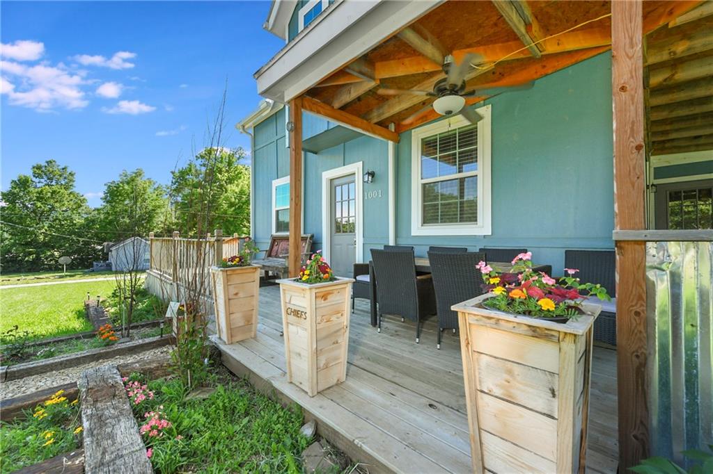 Listing Photo MLS #HMS2621018