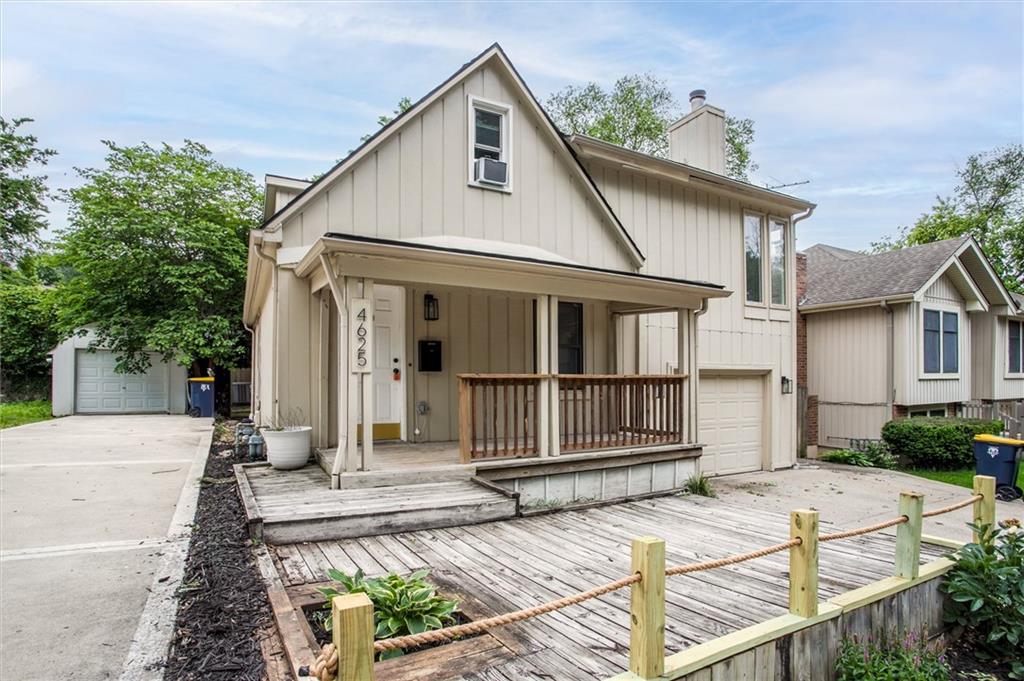 Listing Photo MLS #HMS2621019