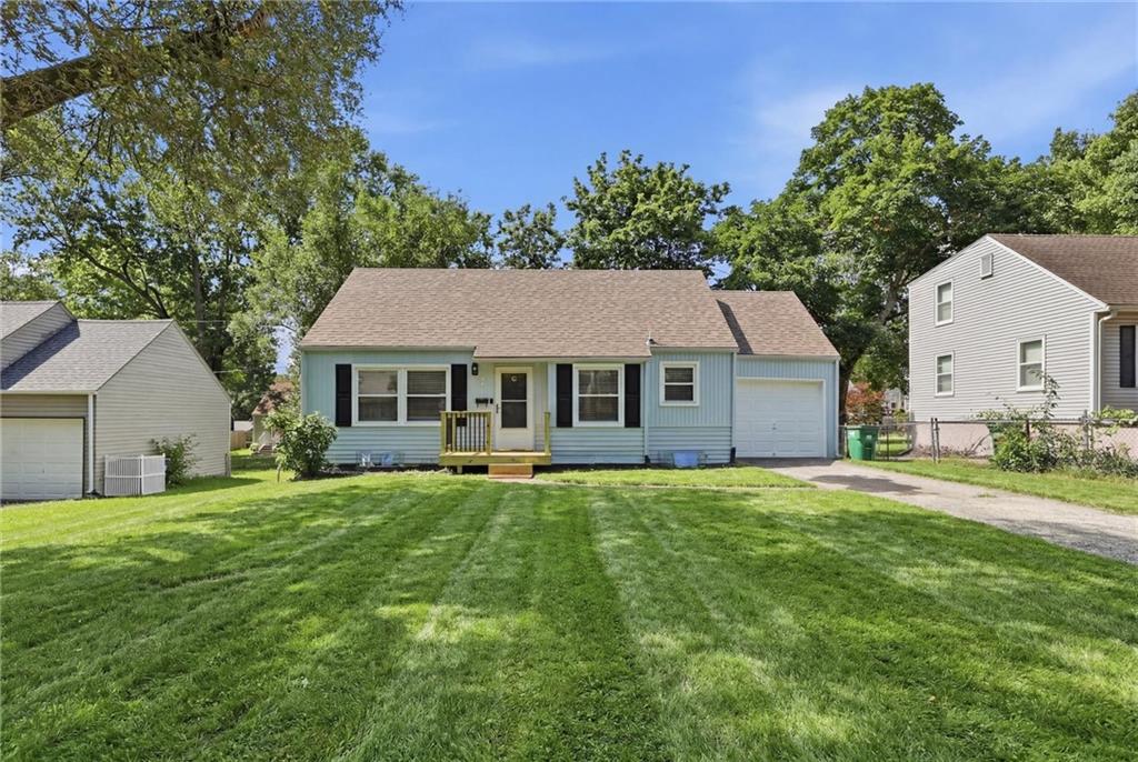Listing Photo MLS #HMS2621151