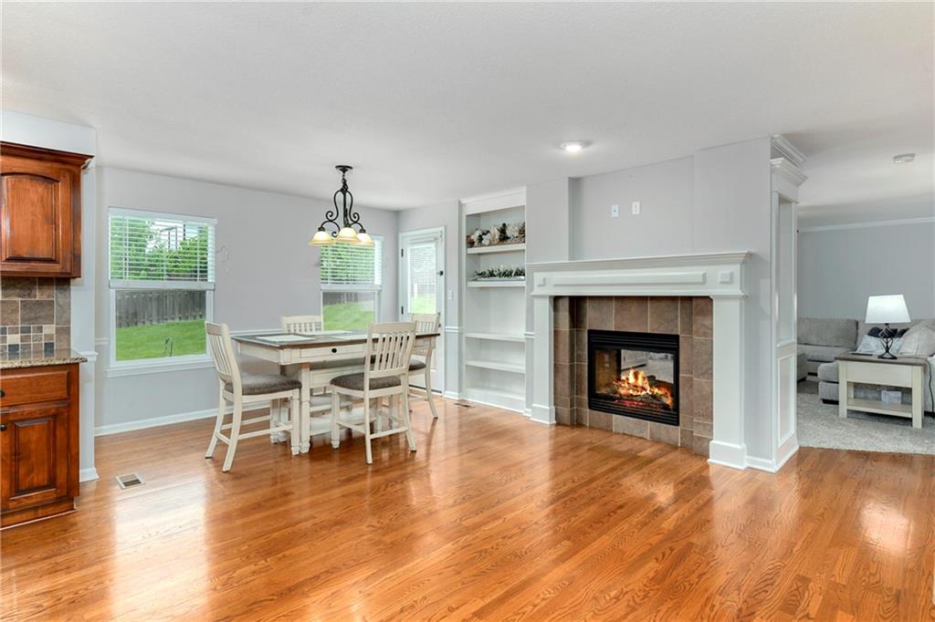 Listing Photo MLS #HMS2621157