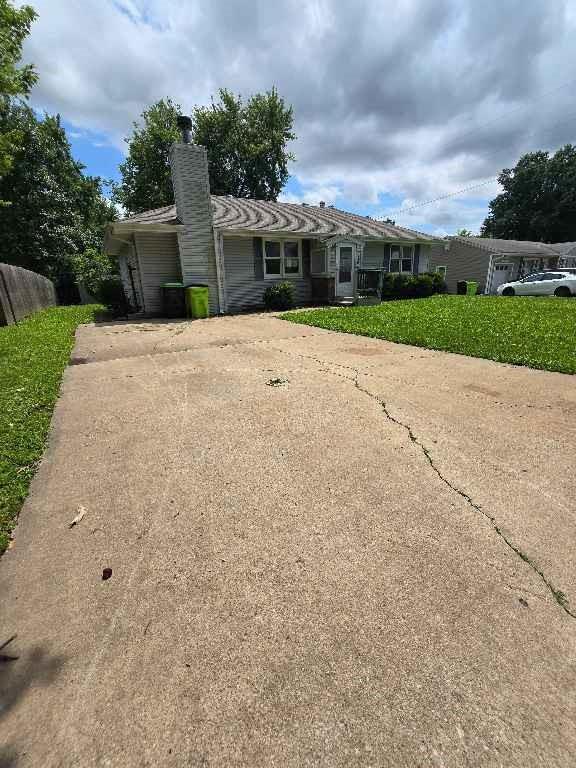 Listing Photo MLS #HMS2621335