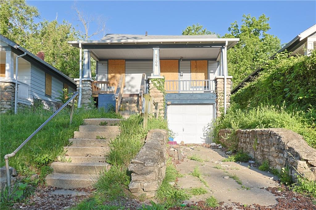 Listing Photo MLS #HMS2621369
