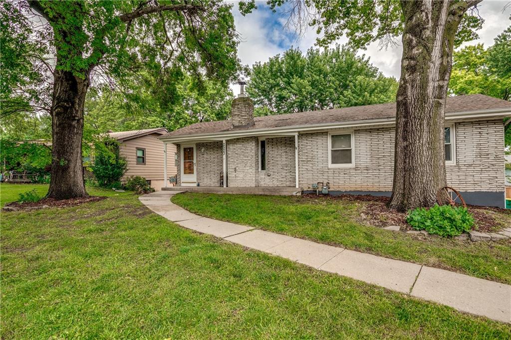 Listing Photo MLS #HMS2621481
