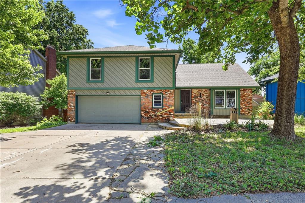 Listing Photo MLS #HMS2621580