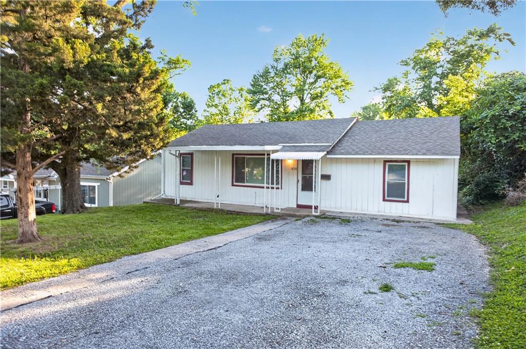 Listing Photo MLS #HMS2621593