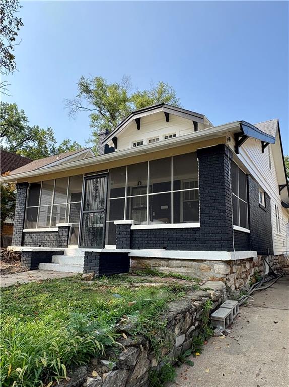 Listing Photo MLS #HMS2621750