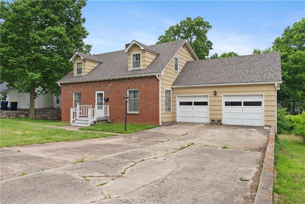 Listing Photo MLS #HMS2621783