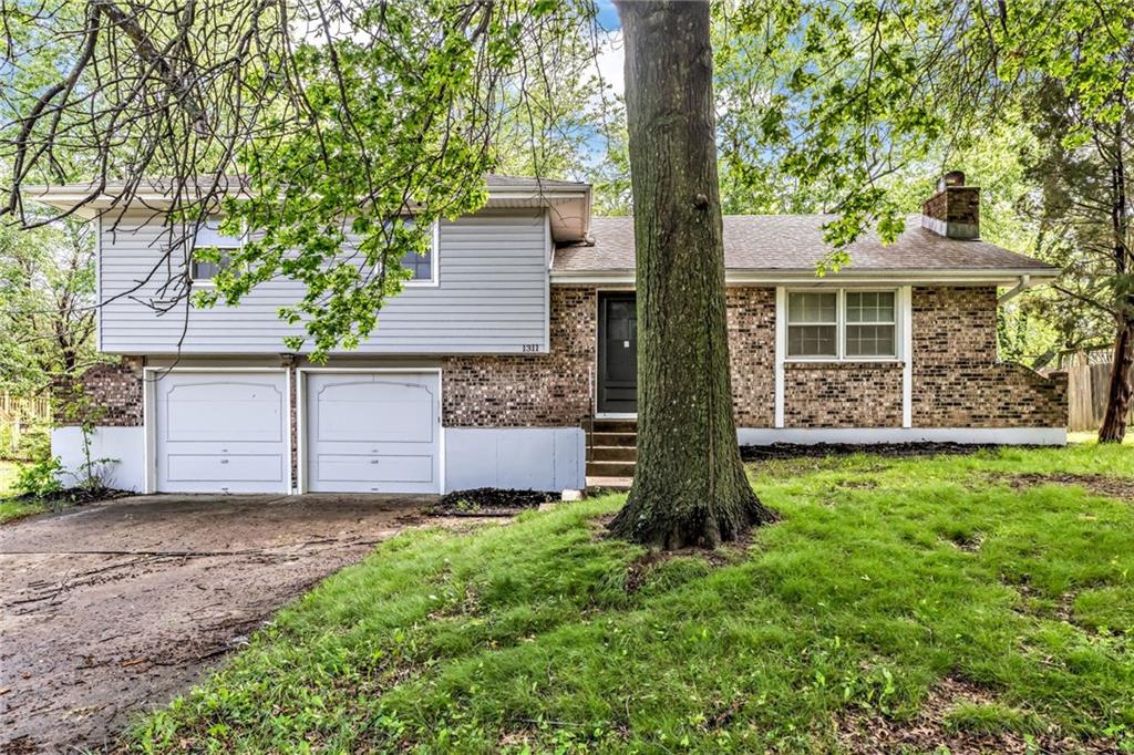 Listing Photo MLS #HMS2621854