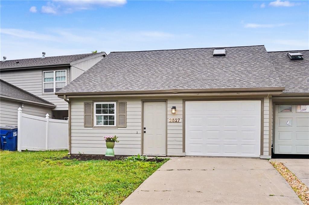 Listing Photo MLS #HMS2621992