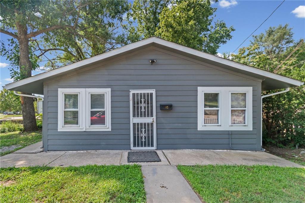 Listing Photo MLS #HMS2622084