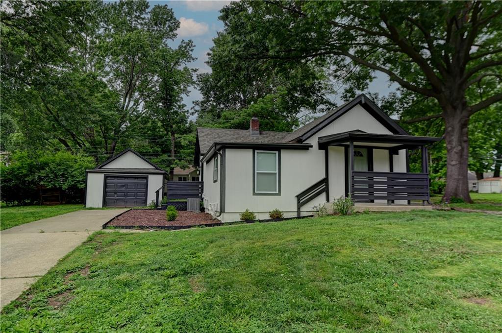 Listing Photo MLS #HMS2622281