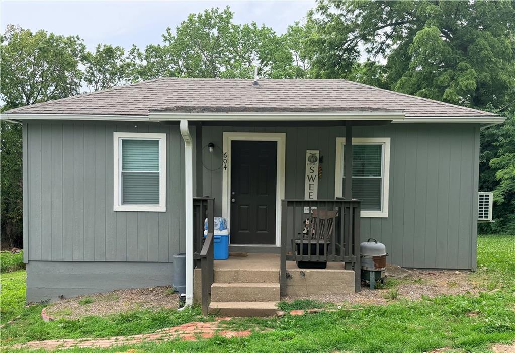 Listing Photo MLS #HMS2622282