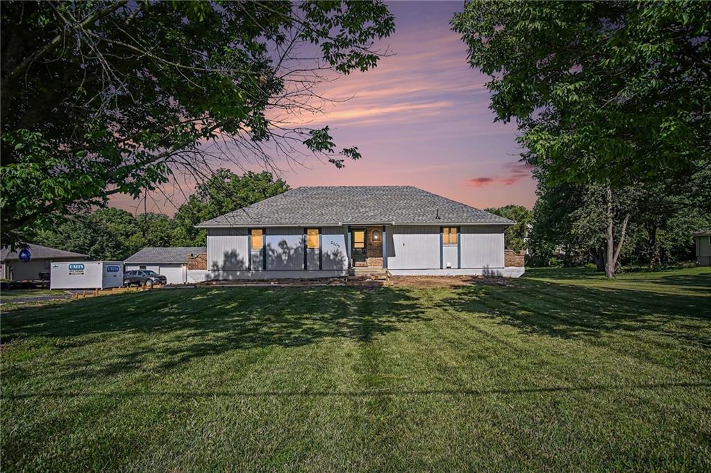 Listing Photo MLS #HMS2622428