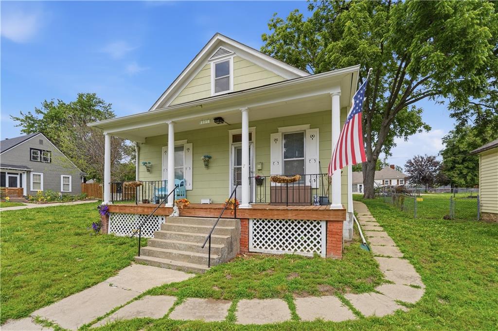 Listing Photo MLS #HMS2622661