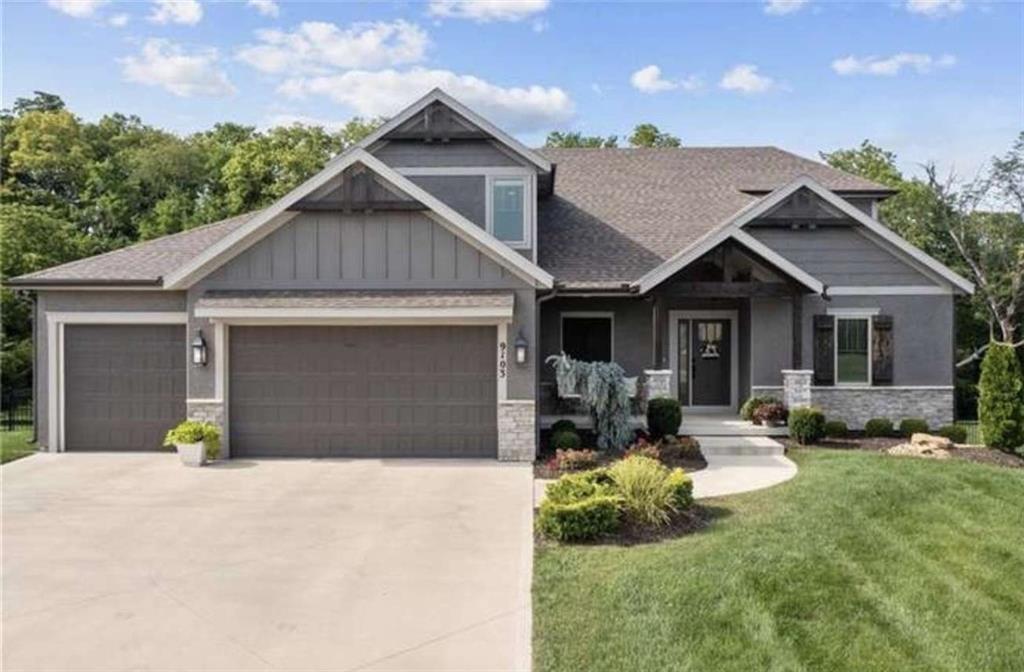 Listing Photo MLS #HMS2622854