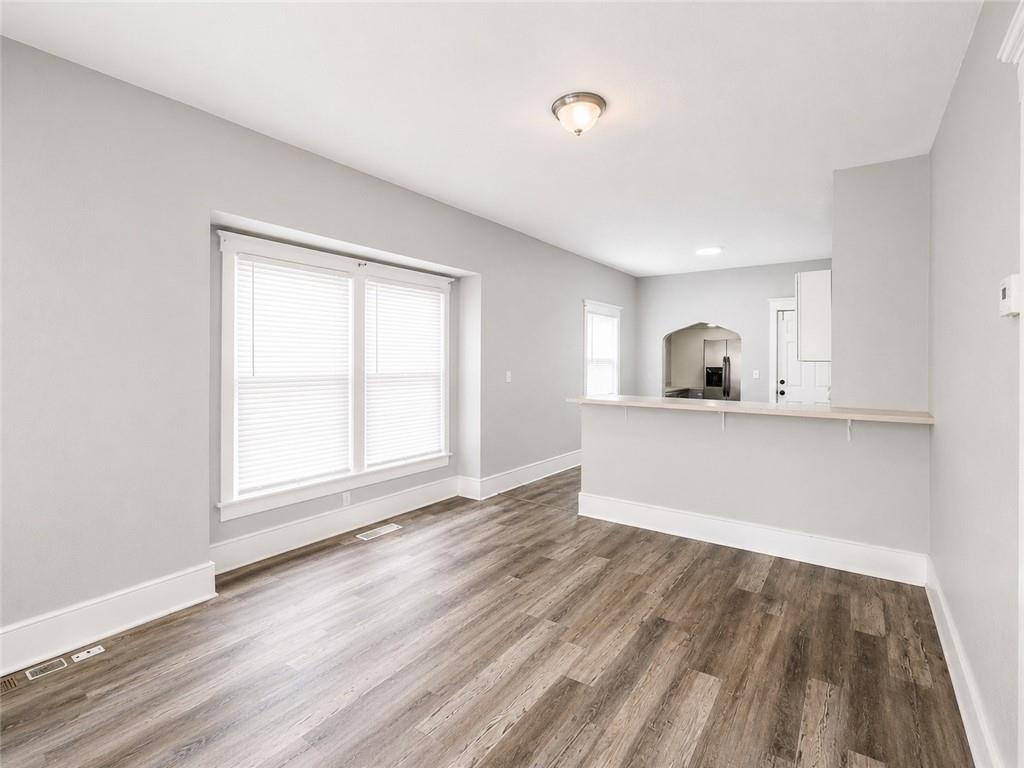 Listing Photo MLS #HMS2622909