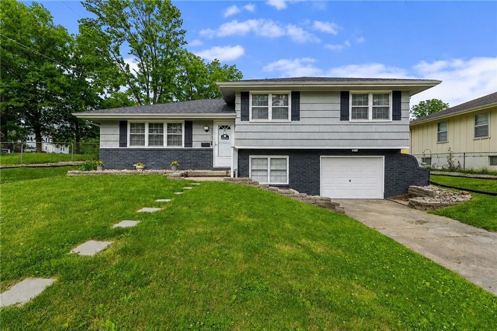 Listing Photo MLS #HMS2622944