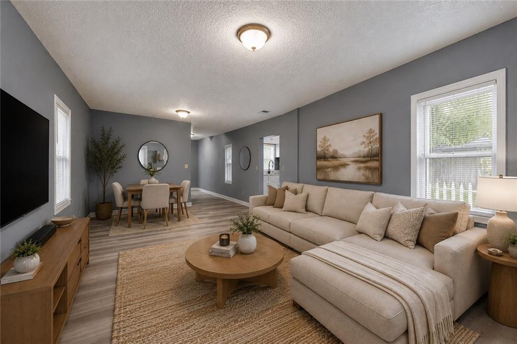 Listing Photo MLS #HMS2623127