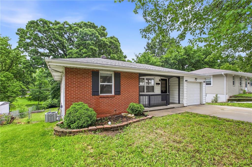 Listing Photo MLS #HMS2623238
