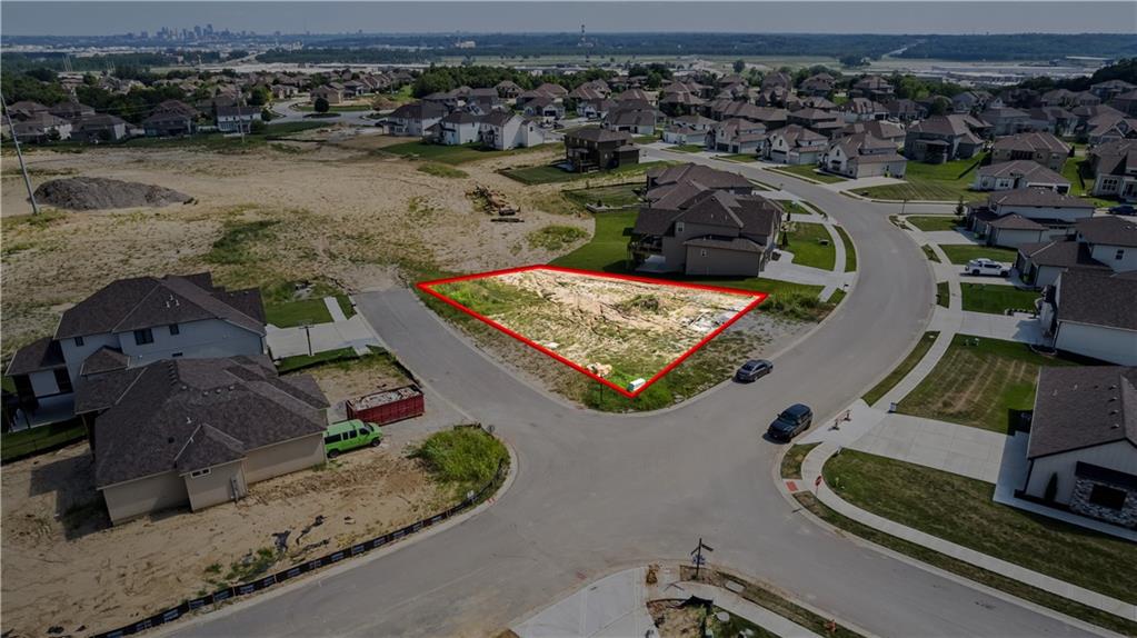 Listing Photo MLS #HMS2623281
