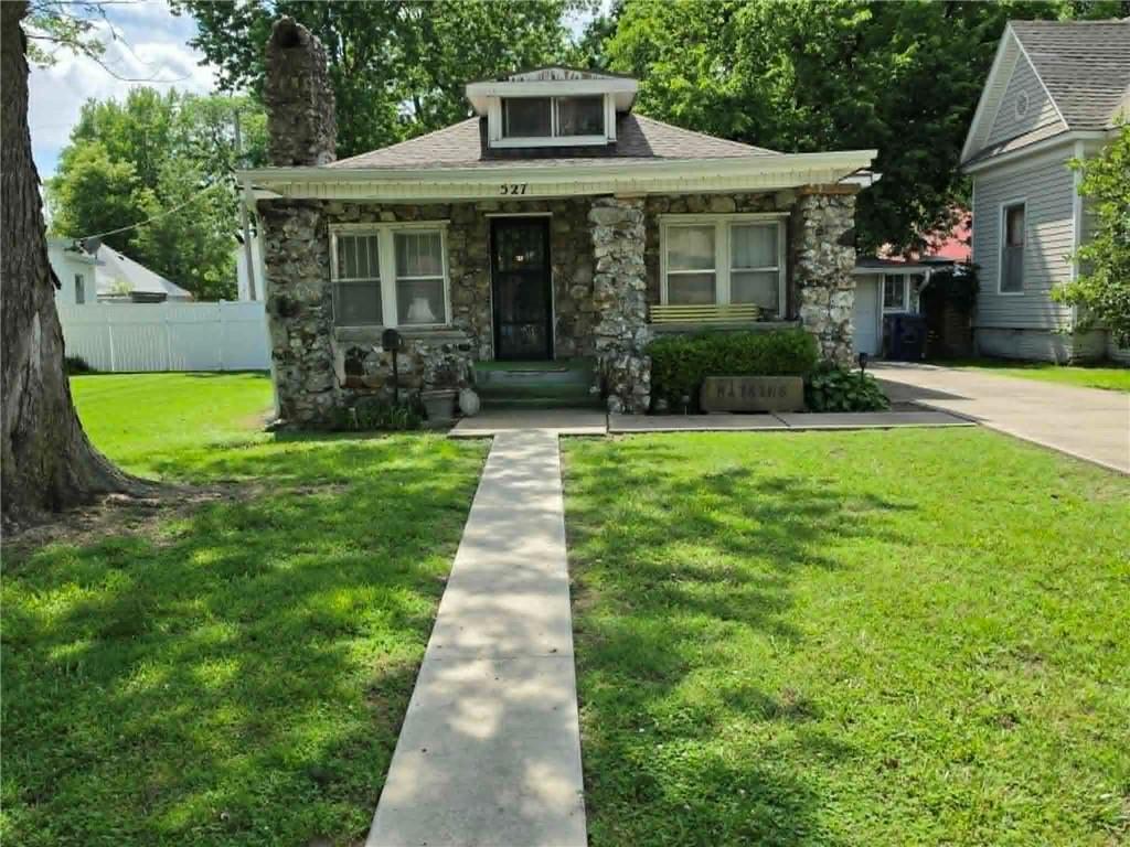 Listing Photo MLS #HMS2623356