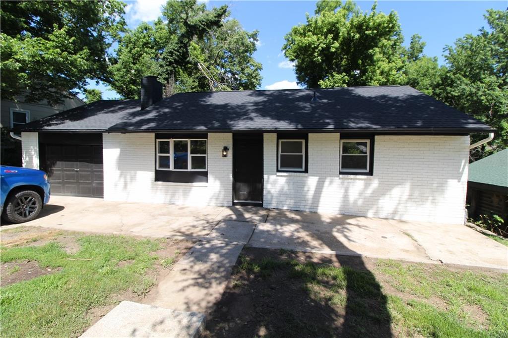 Listing Photo MLS #HMS2623447