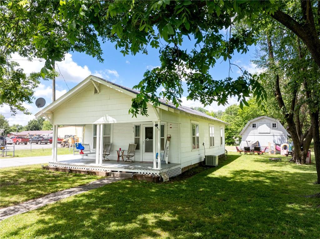 Listing Photo MLS #HMS2623542