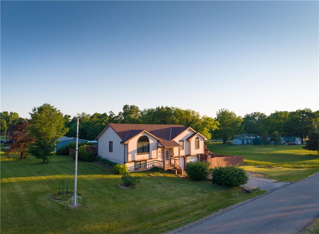 Listing Photo MLS #HMS2623660