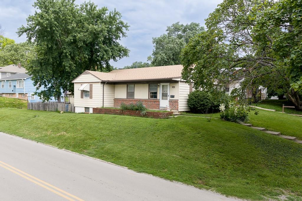 Listing Photo MLS #HMS2623716