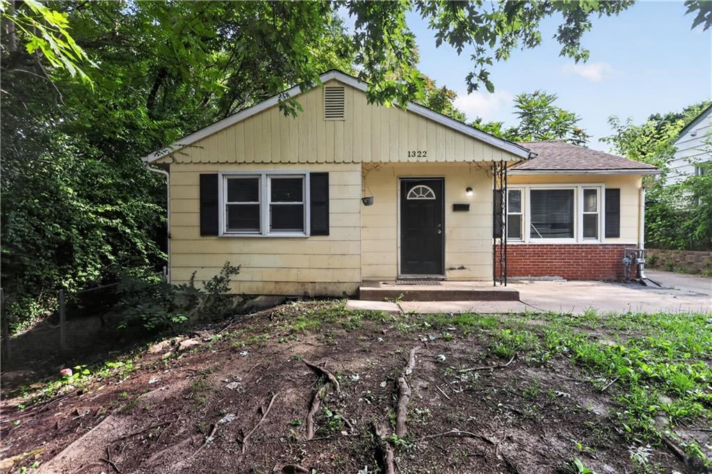 Listing Photo MLS #HMS2623917
