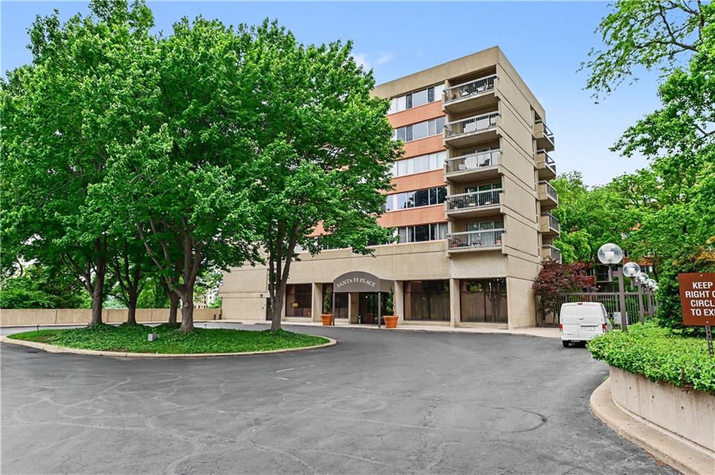 Listing Photo MLS #HMS2623933