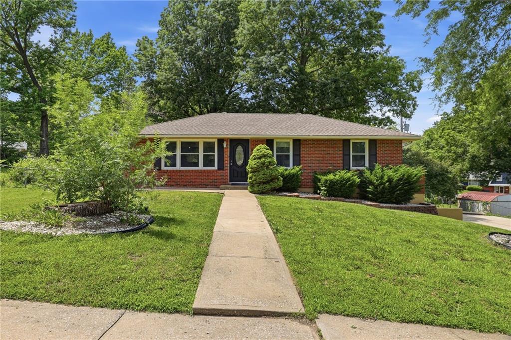 Listing Photo MLS #HMS2624113