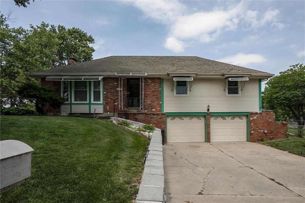 Listing Photo MLS #HMS2624114
