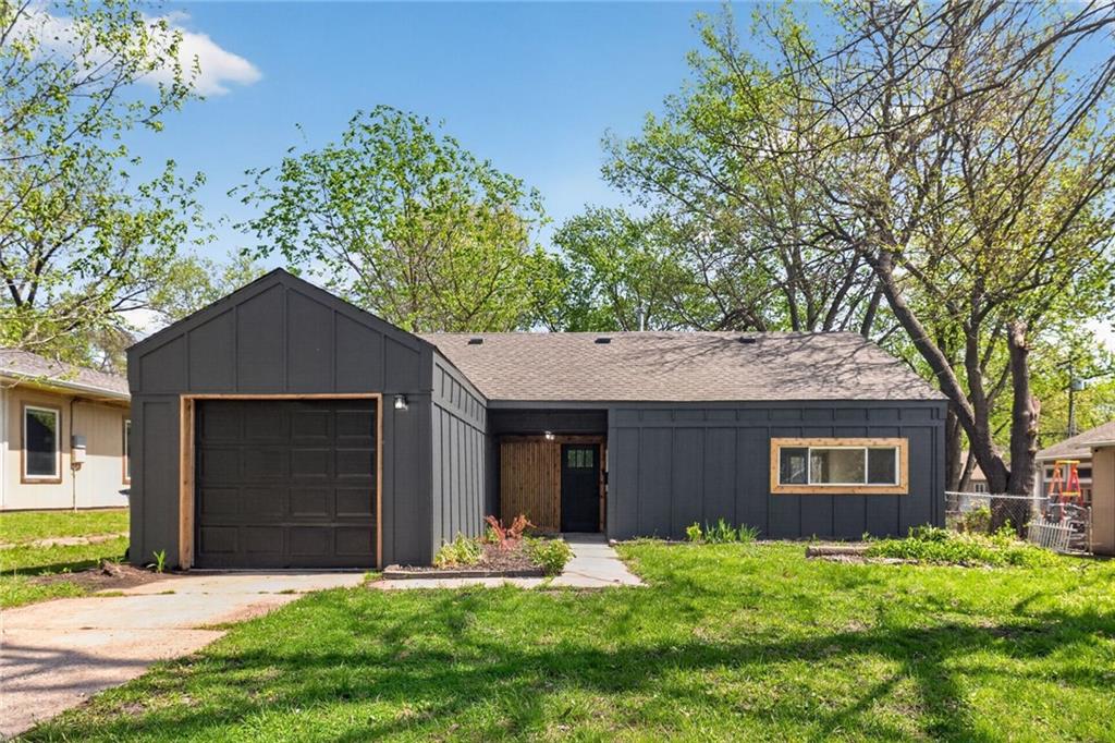 Listing Photo MLS #HMS2624243