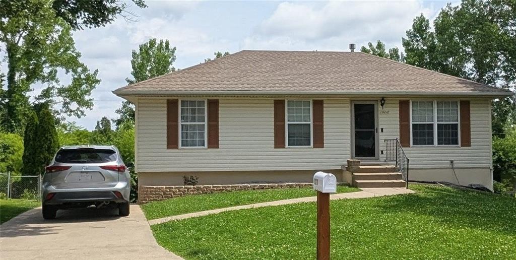 Listing Photo MLS #HMS2624347