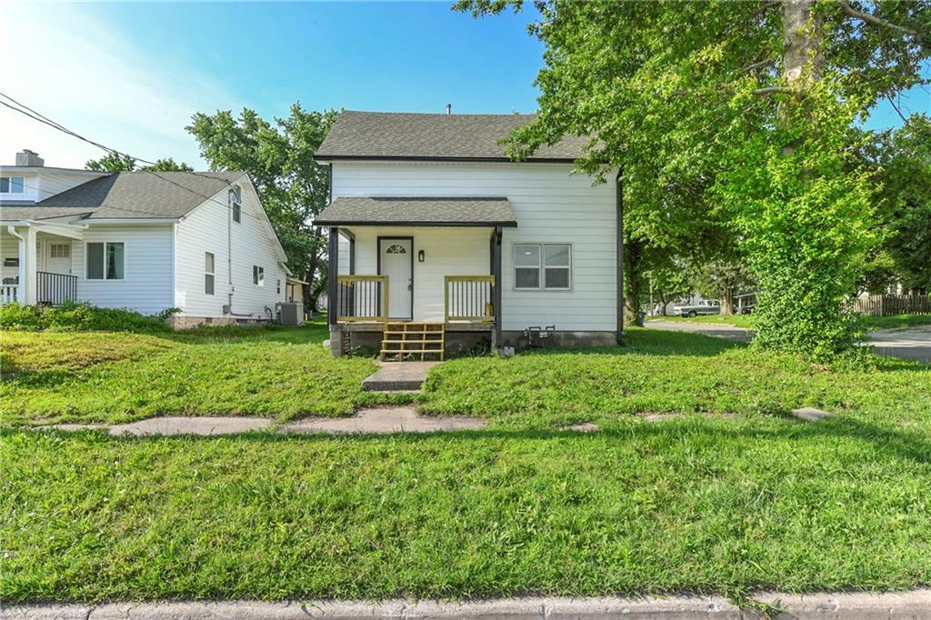 Listing Photo MLS #HMS2625016