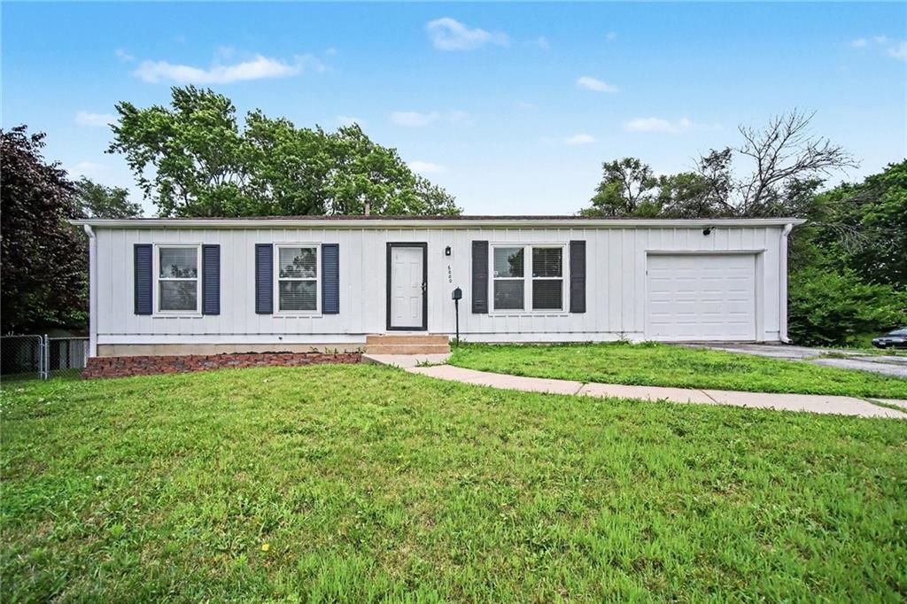 Listing Photo MLS #HMS2625043