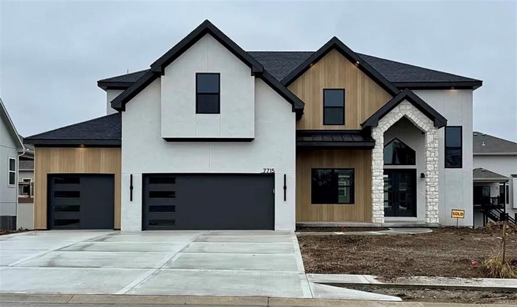 Listing Photo MLS #HMS2625062