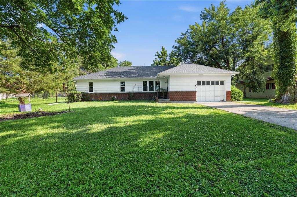Listing Photo MLS #HMS2625185